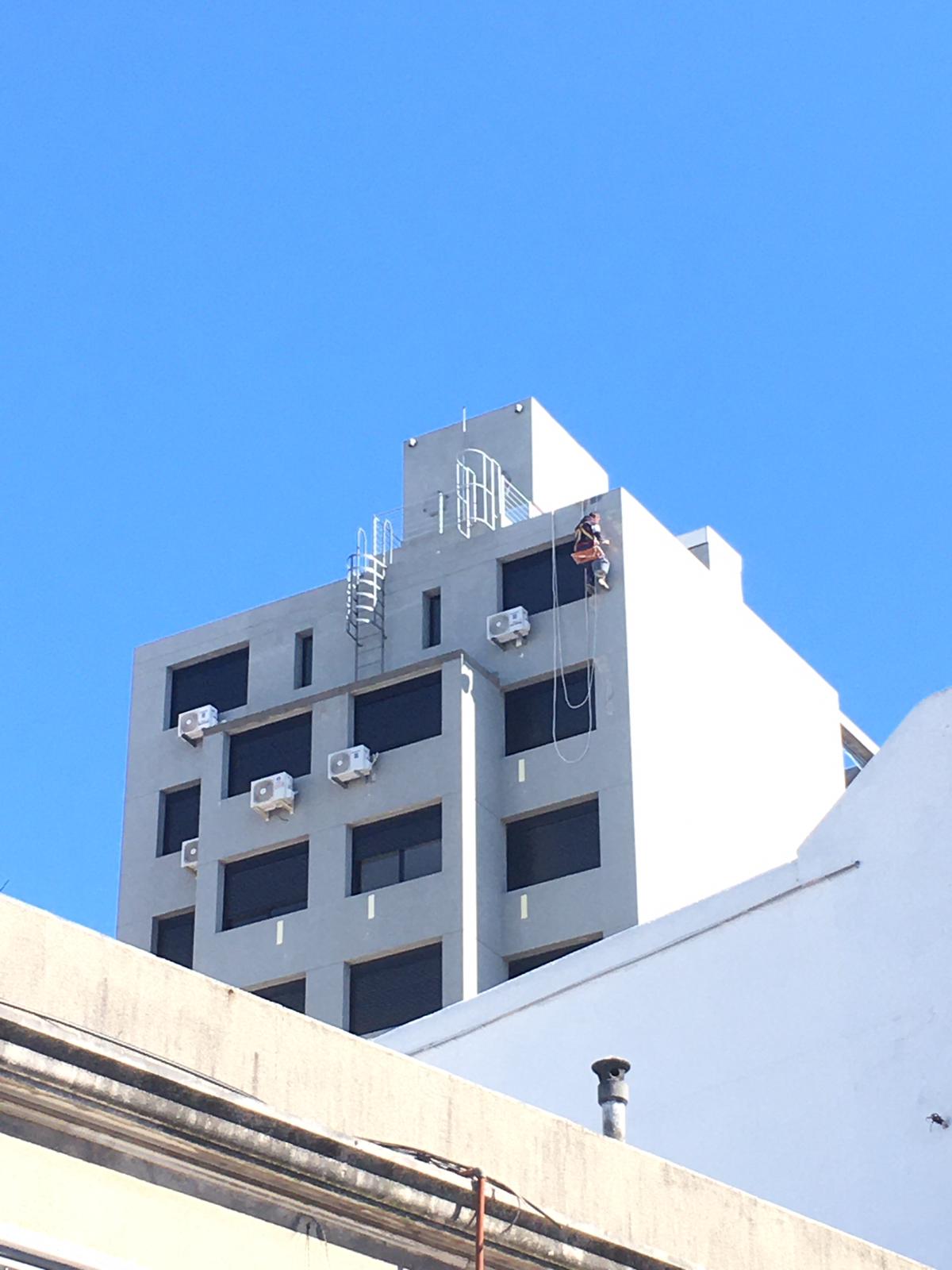 Edificio Rodó – Reparación de fachada y medianera. Calle Rodó, Montevideo.