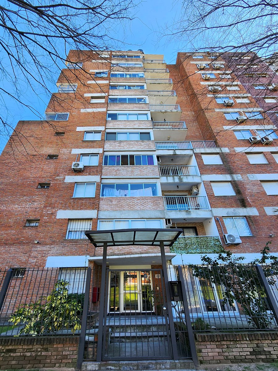 Mantenimiento de fachada de ladrillos en Montevideo
