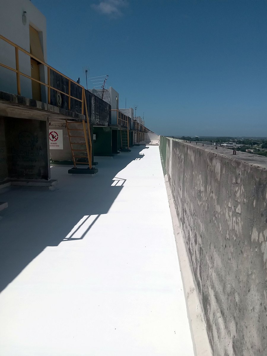 Trabajos de impermeabilización en azotea